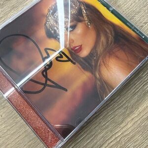Taylor Swift Signed CD